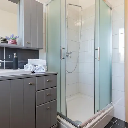 Elena - Makarska By Guide 别墅 Kamenmost