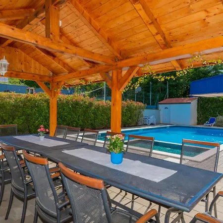 Elena - Makarska By Guide Vila